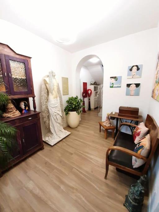 Apartment Vegan La Mucca Felice - Grazioso Nel Rancio Valcuvia
